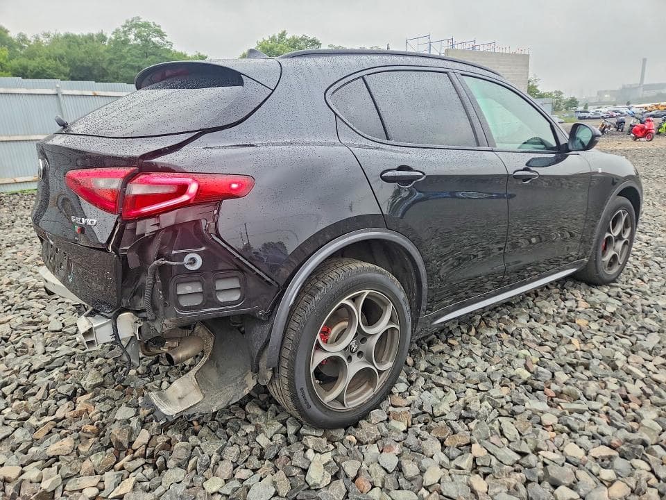 2023 ALFA ROMEO STELVIO TI 3