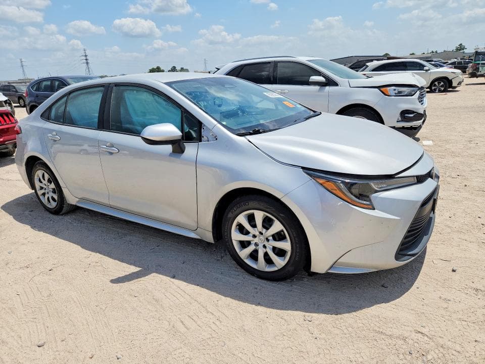 2024 TOYOTA COROLLA LE 4
