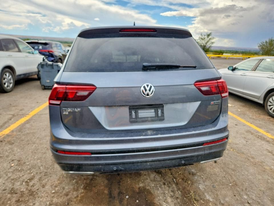 2021 VOLKSWAGEN TIGUAN SE 6