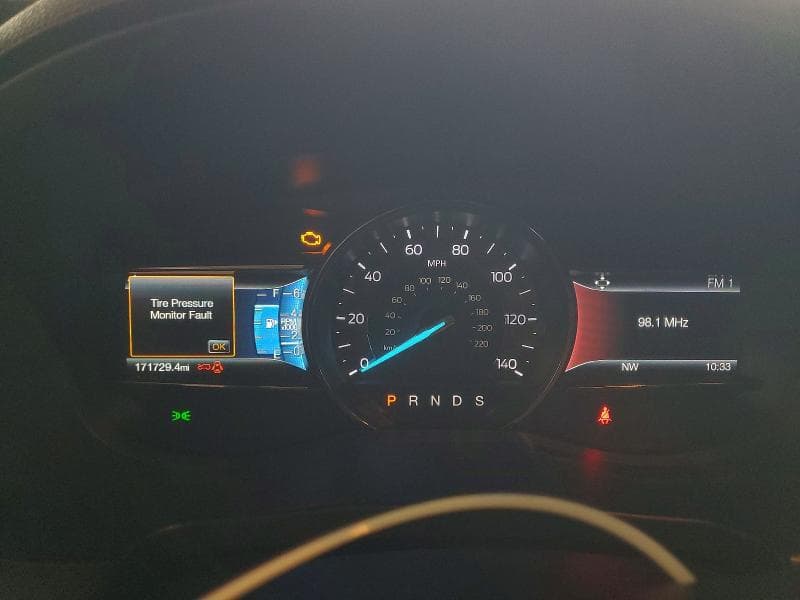 2017 FORD EXPLORER XLT 9