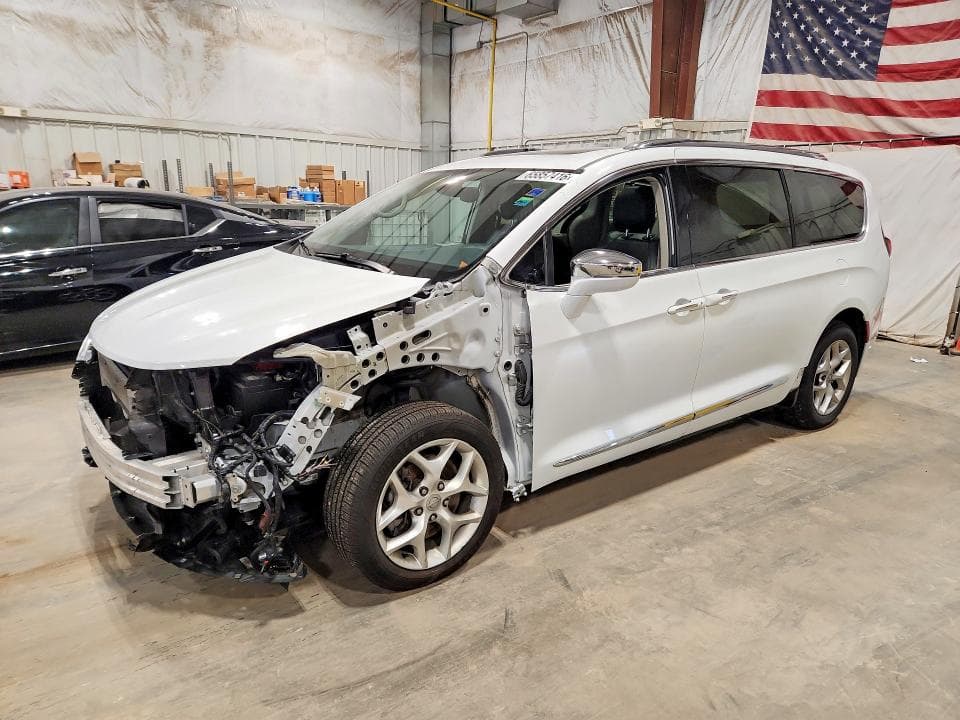 2020 CHRYSLER PACIFICA LIMITED - 1