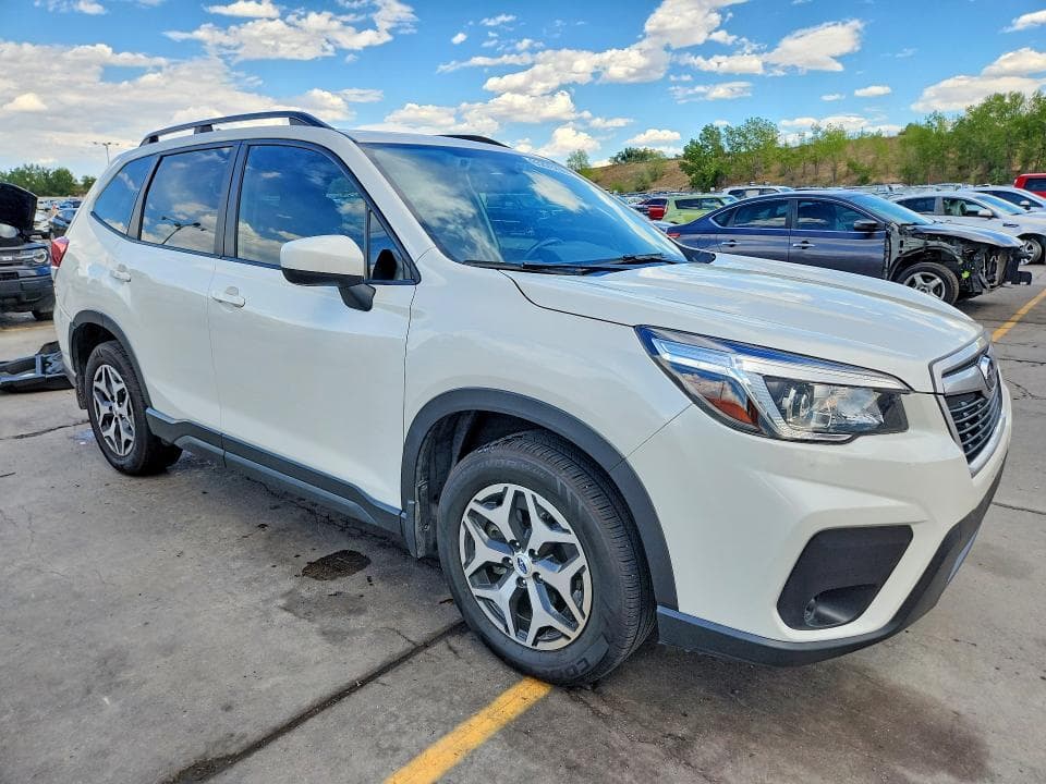 2019 SUBARU FORESTER PREMIUM 4
