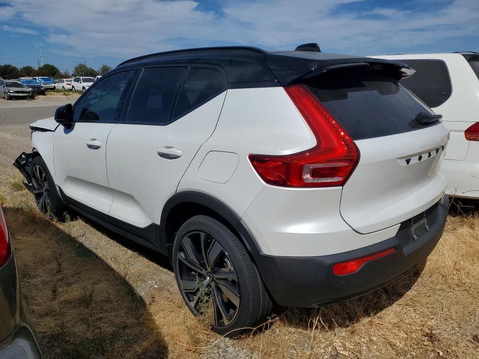 2021 VOLVO XC40 RECHARGE 2