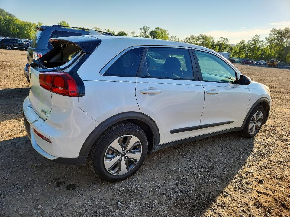2017 KIA NIRO FE 3
