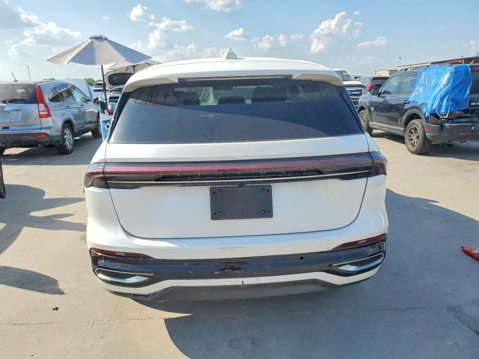 2025 LINCOLN NAUTILUS PREMIERE 6