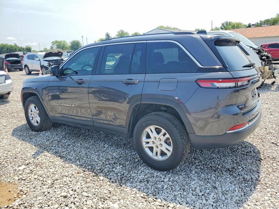 2024 JEEP GRAND CHEROKEE LAREDO 2