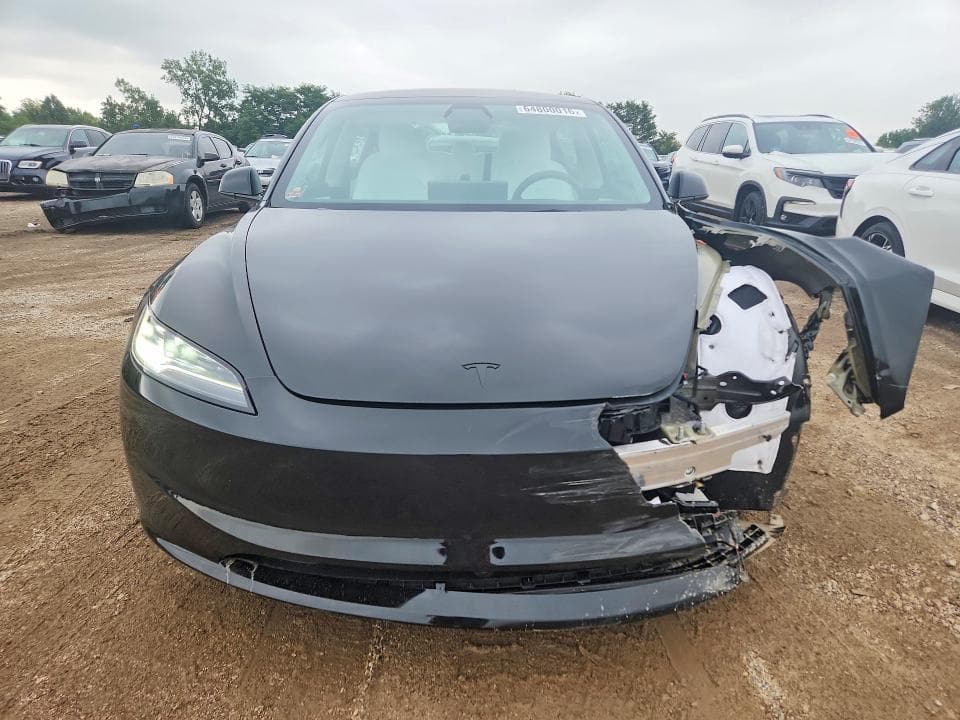 2026 TESLA MODEL 3 5