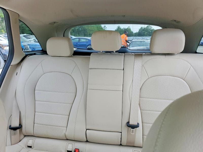 2019 MERCEDES-BENZ GLC 300 10