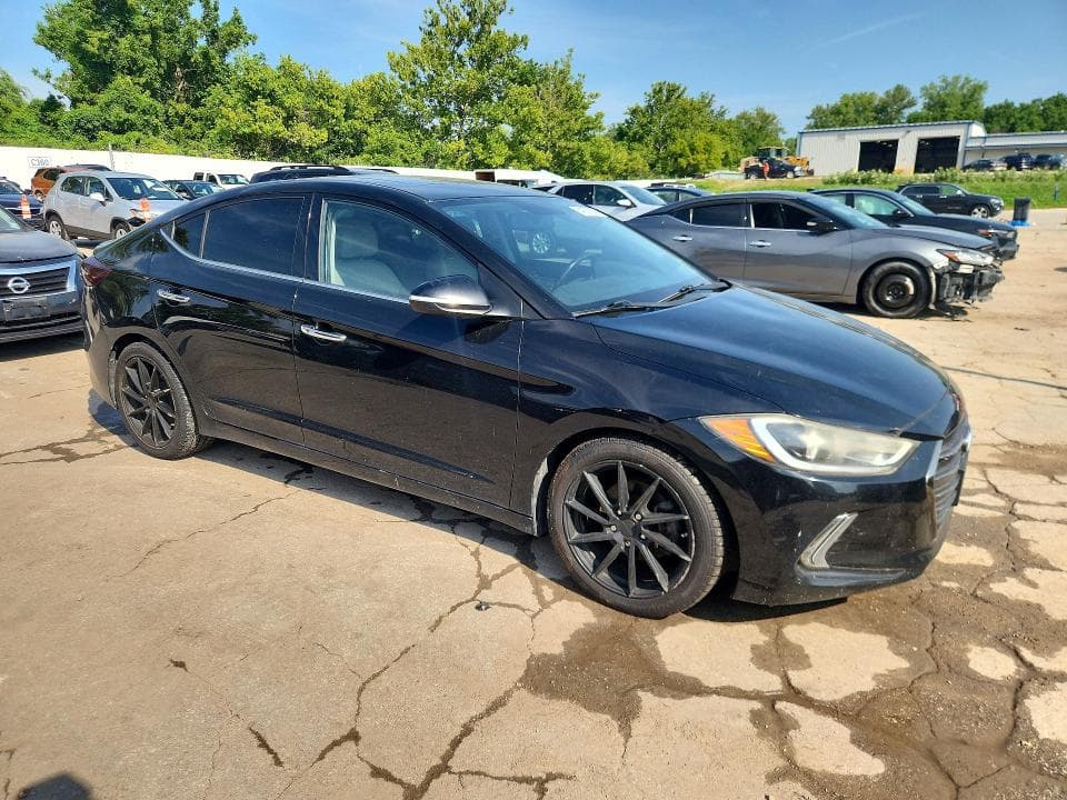 2017 HYUNDAI ELANTRA LIMITED 4