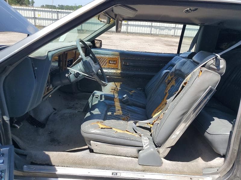 1985 BUICK RIVIERA 7