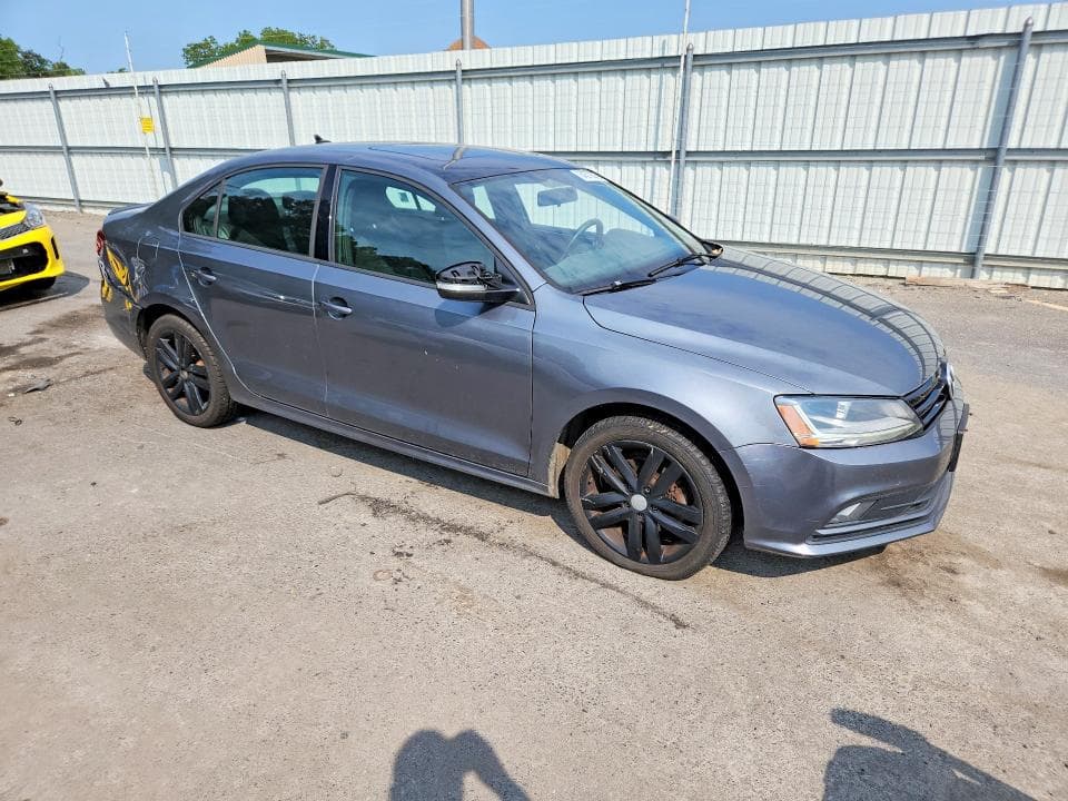 2018 VOLKSWAGEN JETTA SPORT 4