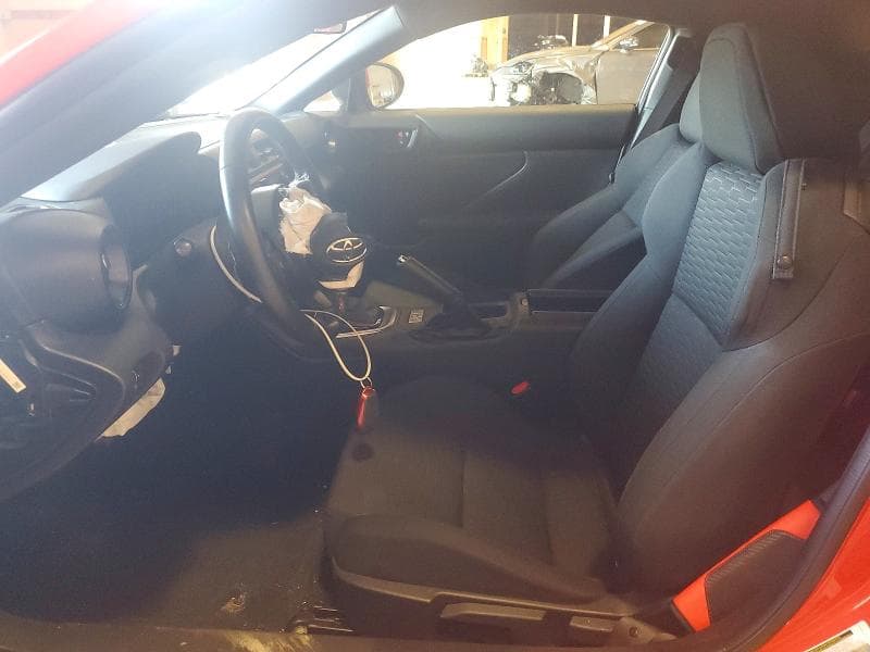 2022 TOYOTA GR86 BASE 7