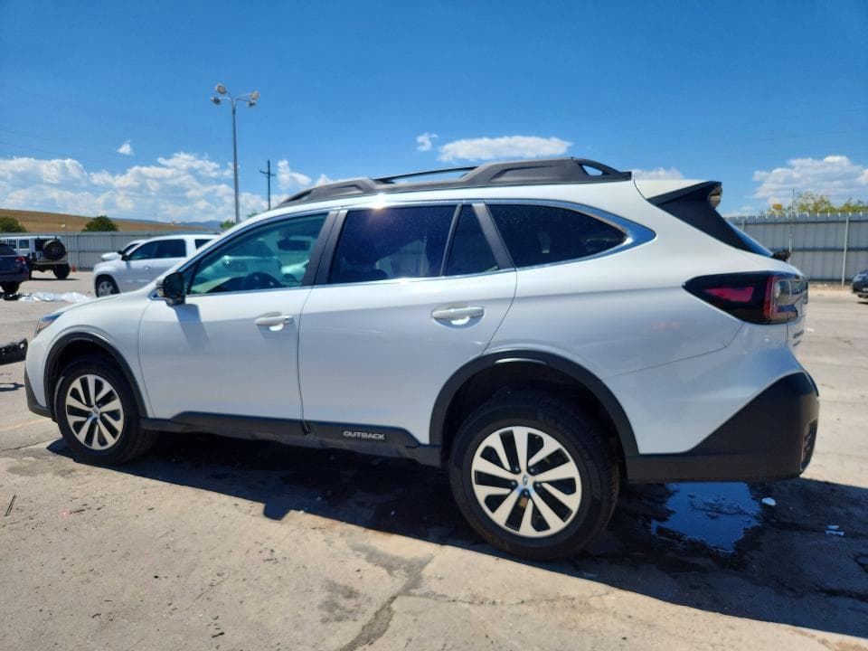 2022 SUBARU OUTBACK PREMIUM 2