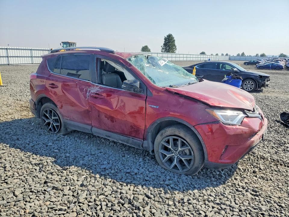 2018 TOYOTA RAV4 HV SE 4