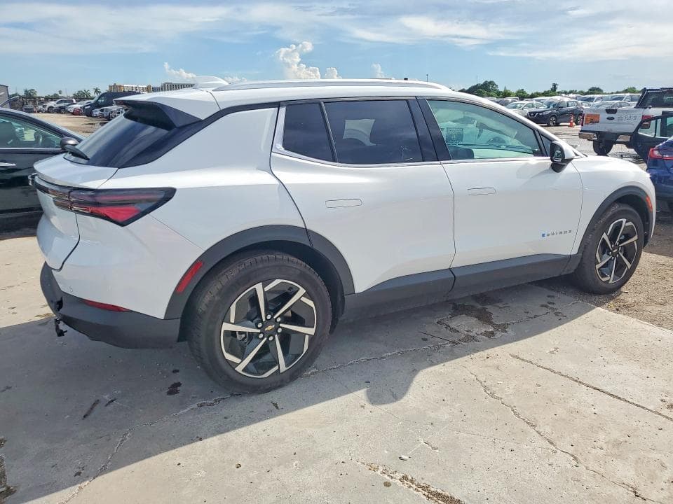2026 CHEVROLET EQUINOX LT 3