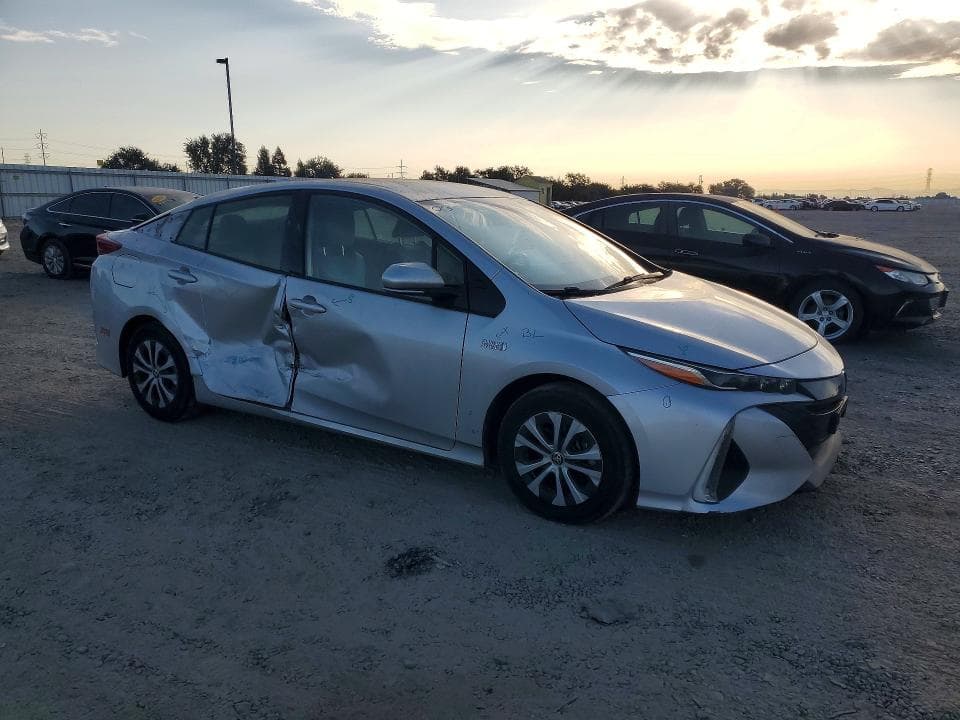 2020 TOYOTA PRIUS PRIME LE 4