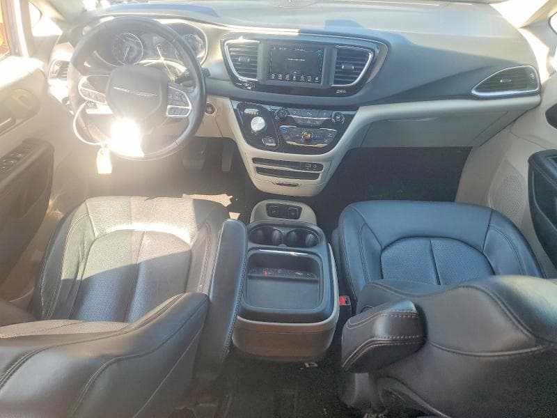 2020 CHRYSLER PACIFICA TOURING L 8