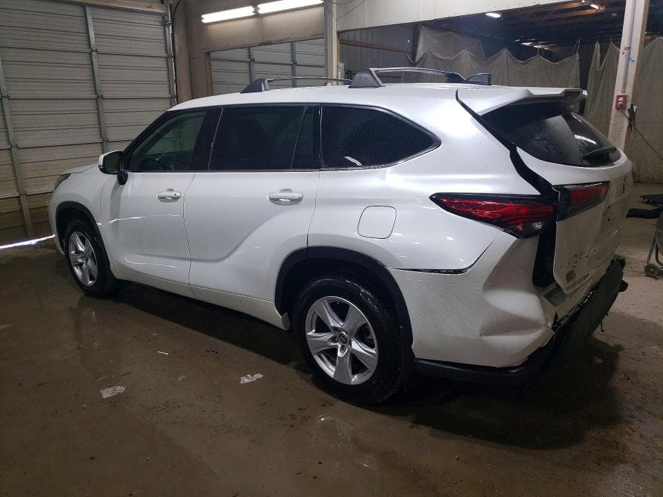 2022 TOYOTA HIGHLANDER L 2