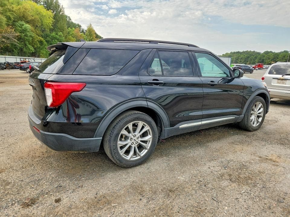 2021 FORD EXPLORER XLT 3