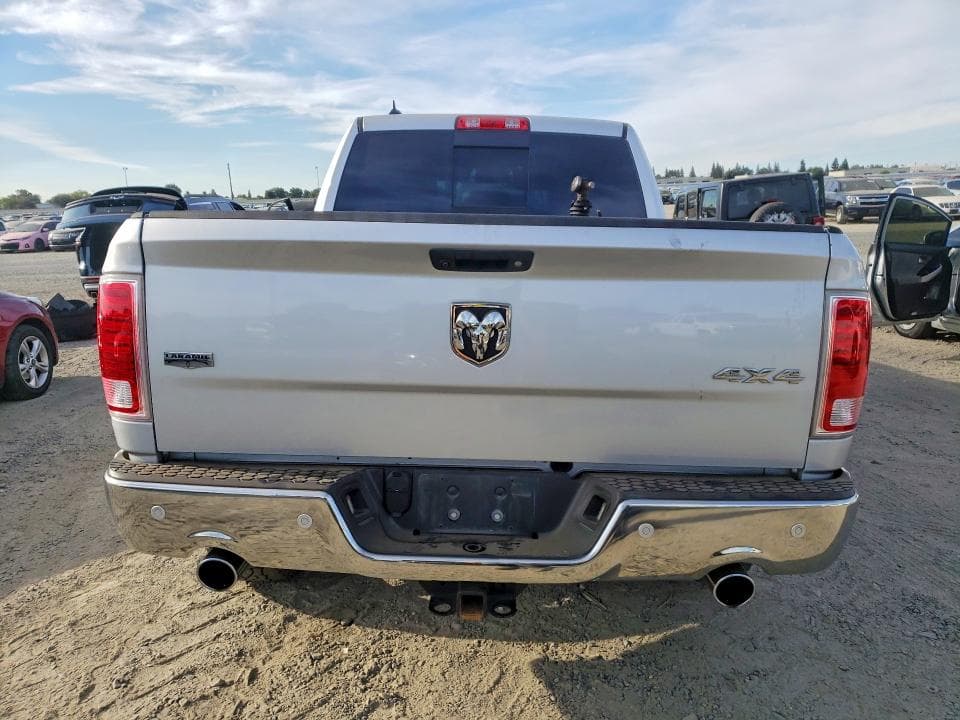 2017 RAM 1500 LARAMIE 6