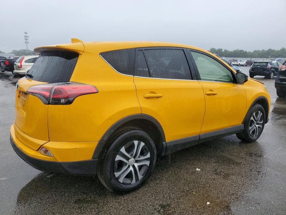 2018 TOYOTA RAV4 LE 3