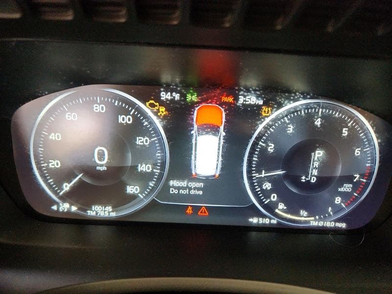 2018 VOLVO XC90 T6 9