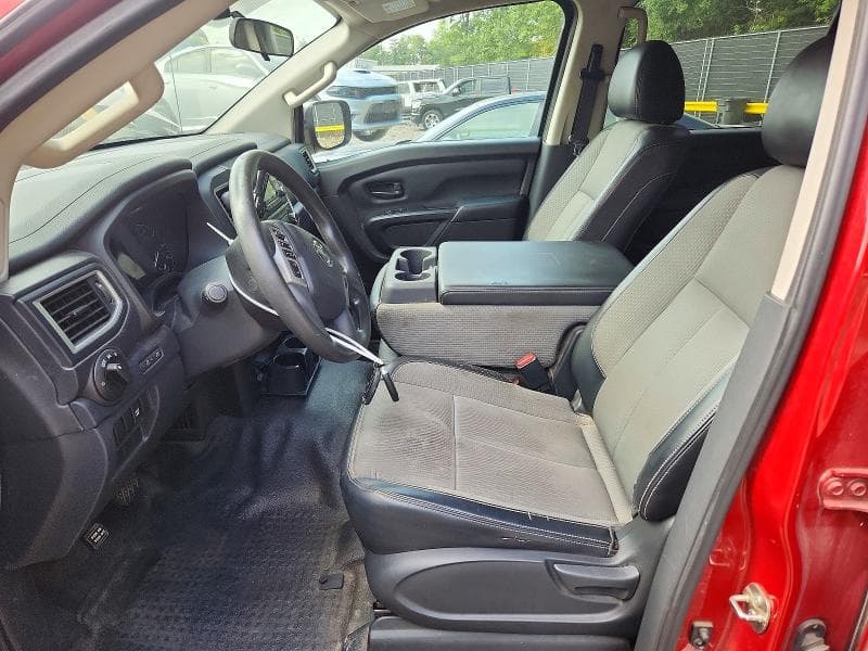 2017 NISSAN TITAN S 7