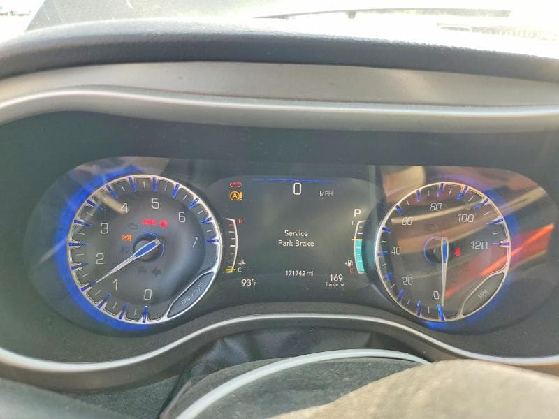 2021 CHRYSLER PACIFICA TOURING L 9