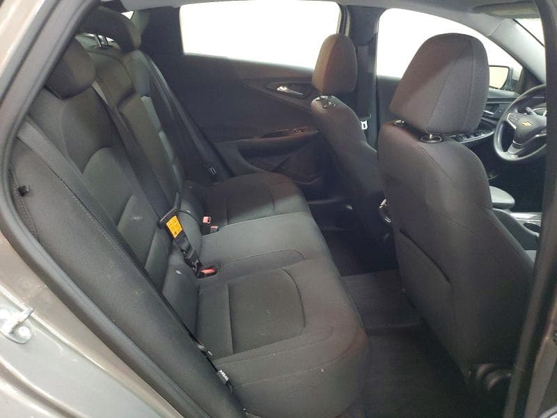 2017 CHEVROLET MALIBU LT 10