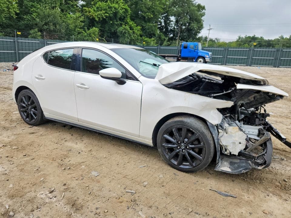 2021 MAZDA 3 PREMIUM 4