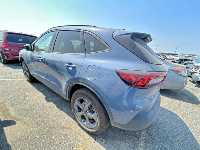 2025 FORD ESCAPE ST LINE 2