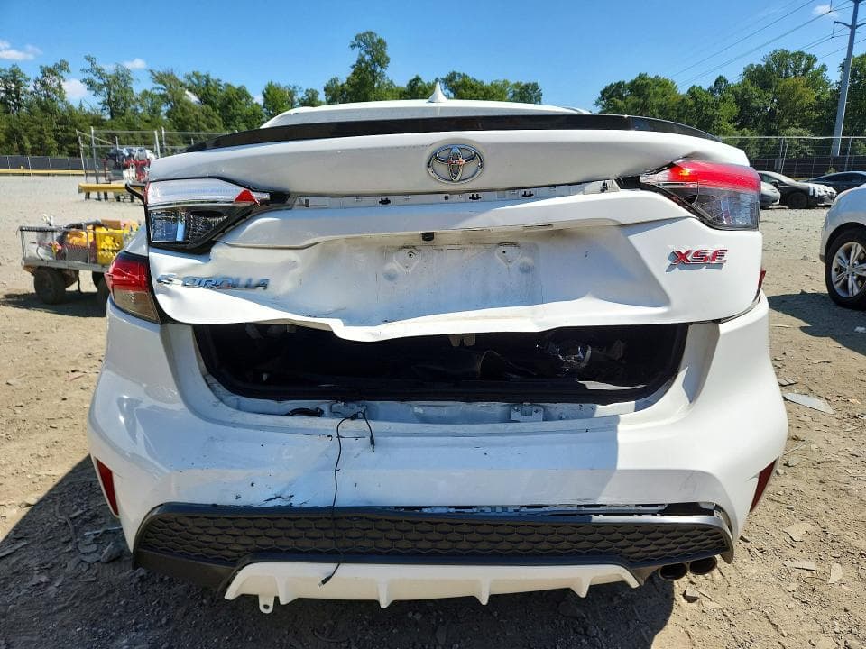 2021 TOYOTA COROLLA XSE 6
