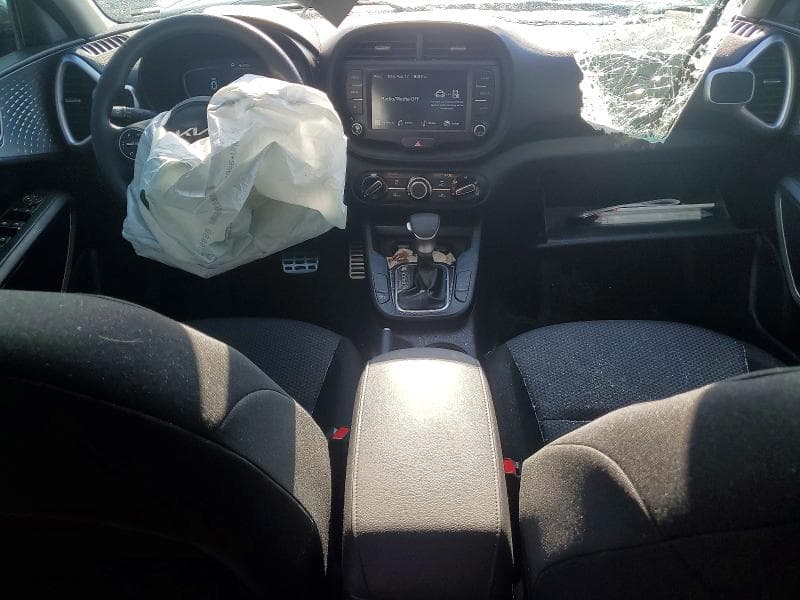 2023 KIA SOUL LX 8