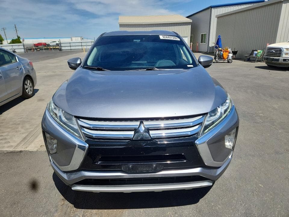 2020 MITSUBISHI ECLIPSE CROSS 5