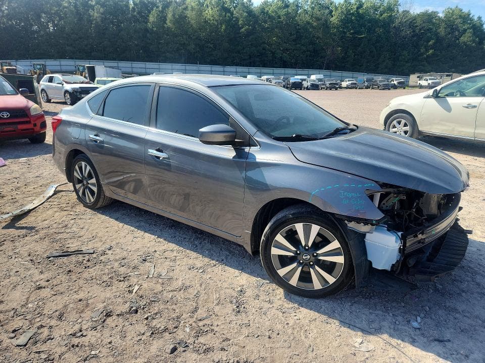 2019 NISSAN SENTRA SV 4