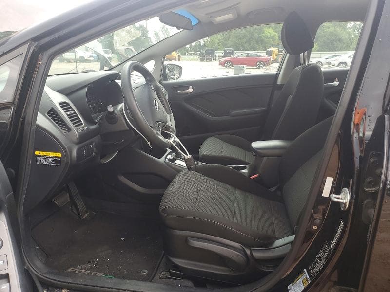 2017 KIA FORTE LX 7