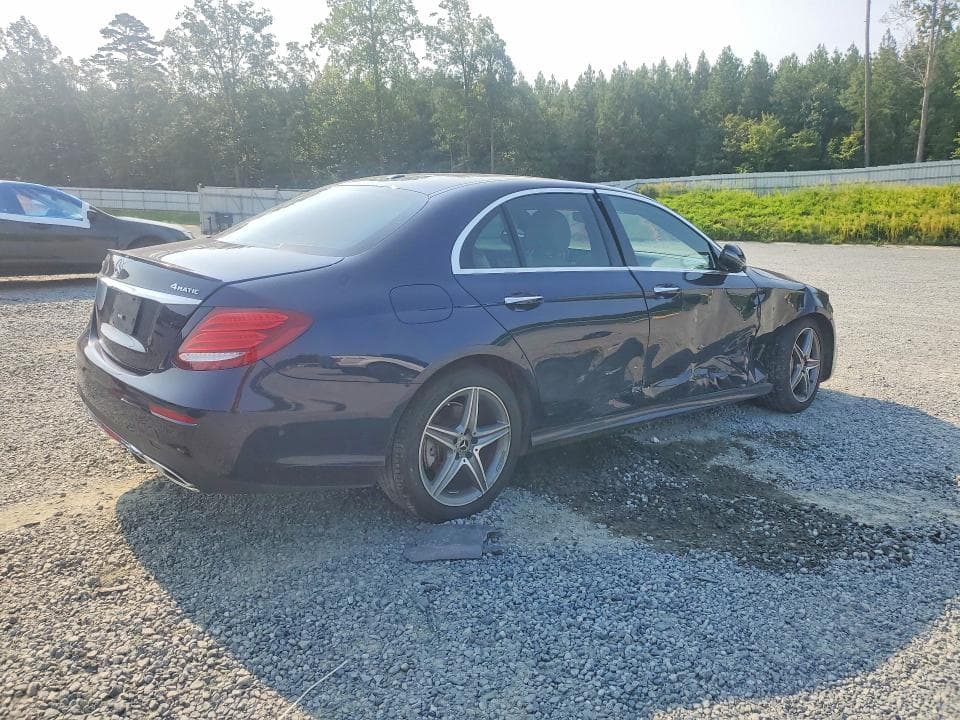 2017 MERCEDES-BENZ E 300 4MATIC 3