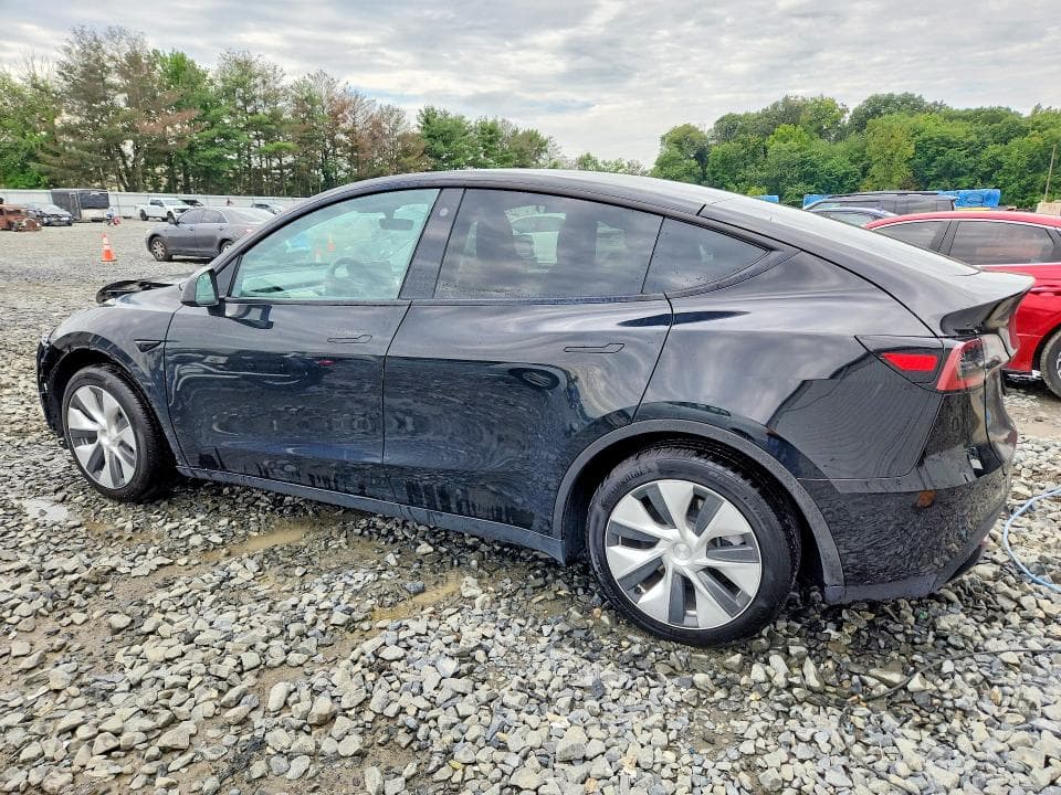2023 TESLA MODEL Y 2