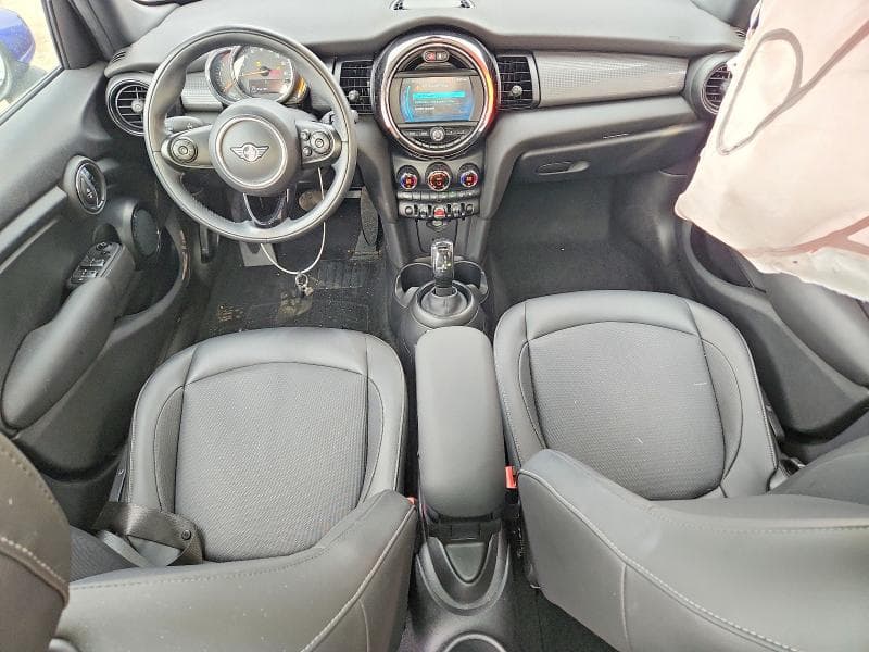 2021 MINI COOPER 8