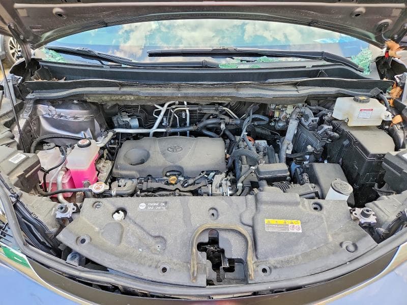 2021 TOYOTA SIENNA LE 12