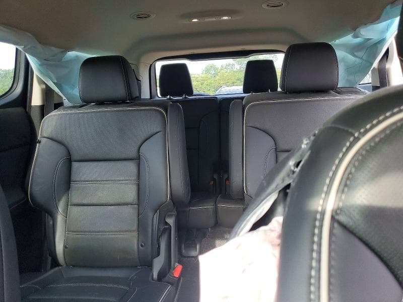 2023 GMC ACADIA DENALI 10