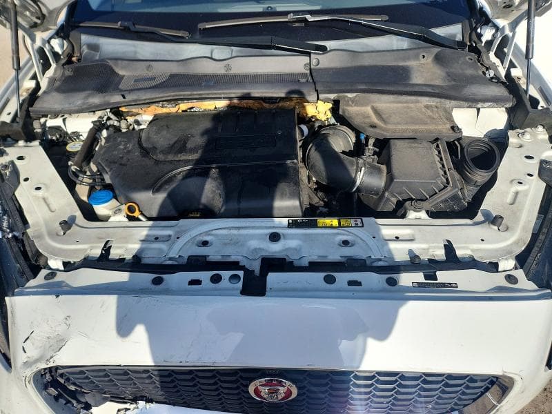 2020 JAGUAR E-PACE SE 12