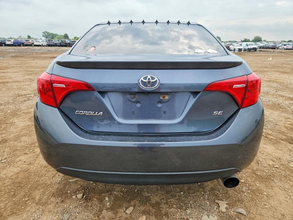 2017 TOYOTA COROLLA SE 6