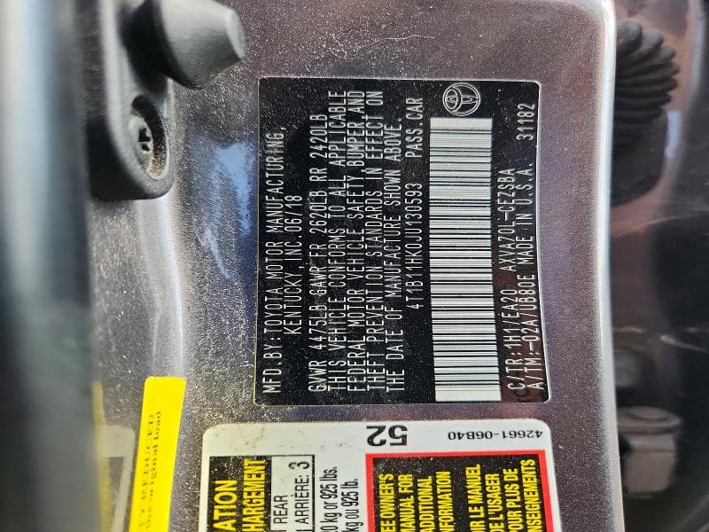 2018 TOYOTA CAMRY SE 12