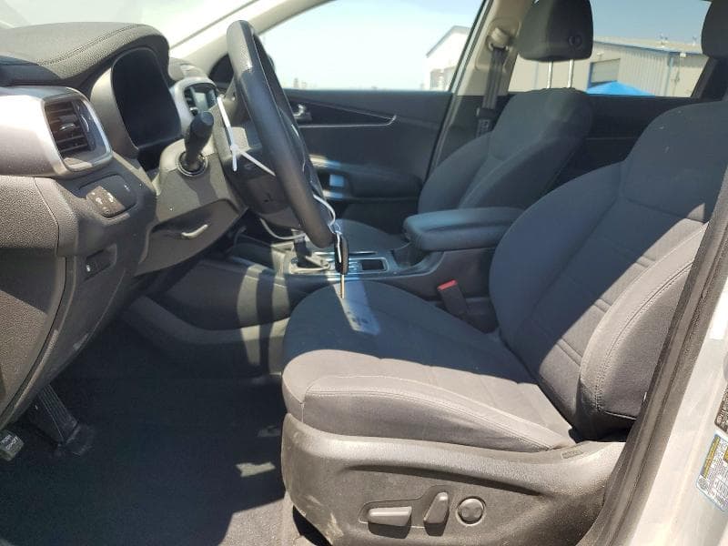 2019 KIA SORENTO LX V6 7