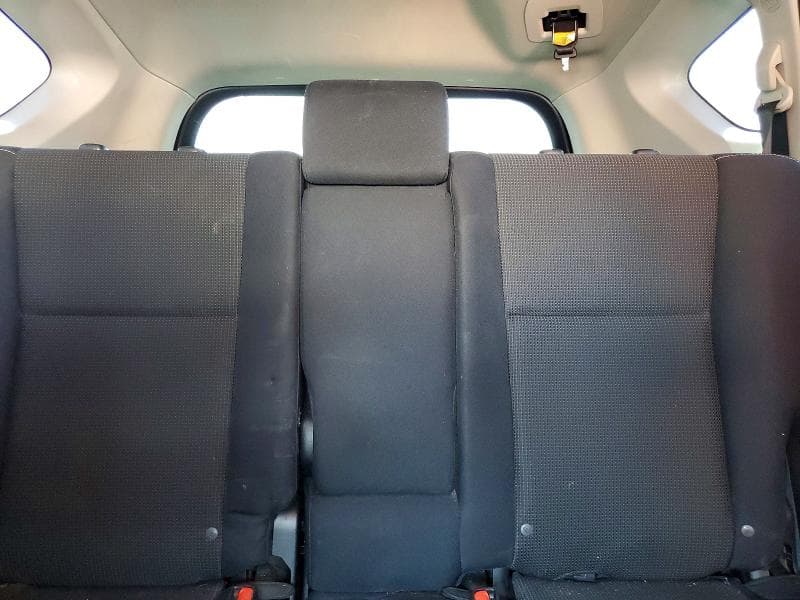 2017 TOYOTA RAV4 XLE 10