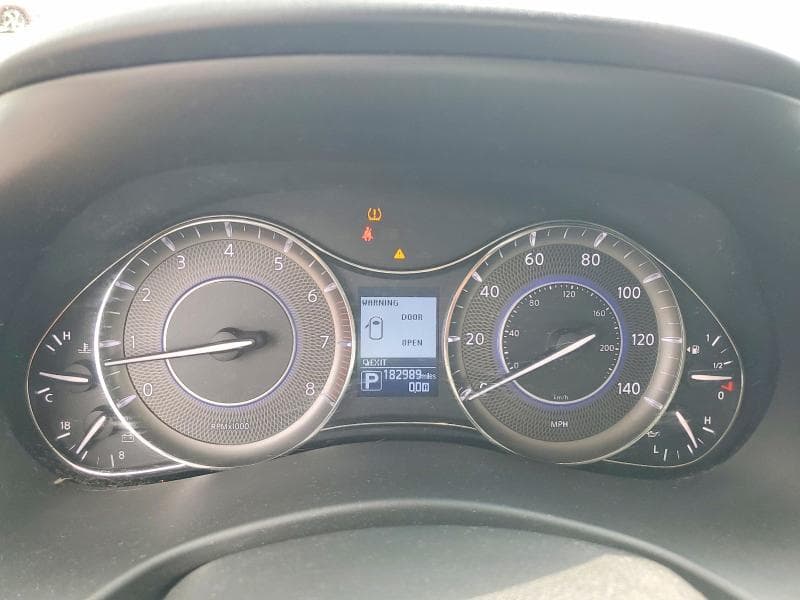2017 INFINITI QX80 BASE 9