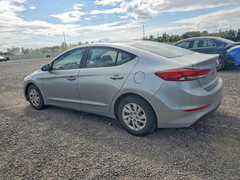 2017 HYUNDAI ELANTRA SE 2