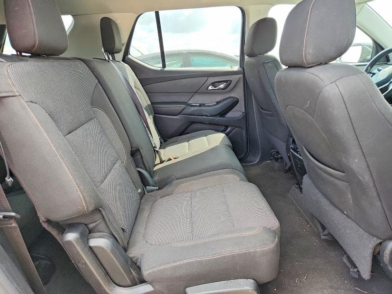 2018 CHEVROLET TRAVERSE LS 10