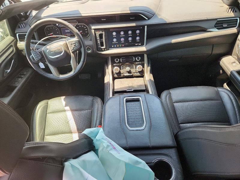 2021 GMC YUKON XL DENALI 8